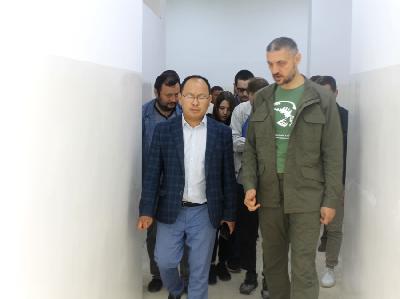 Александр Осипов проконтролировал ход выполнения ремонтных работ в Усть-Наринзорской школе